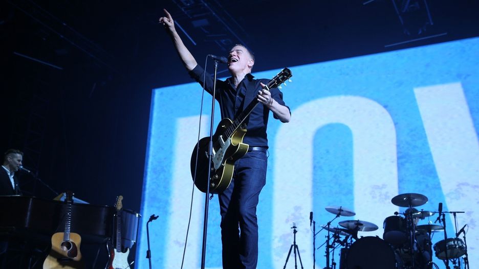 Bryan Adams 