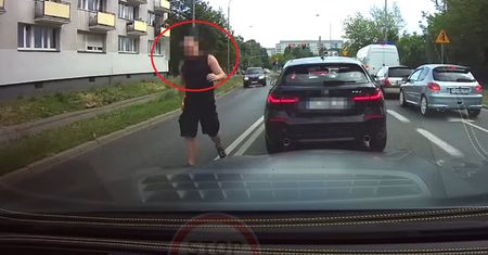 Wyskoczył z BMW. "Taki jesteś kozak?"