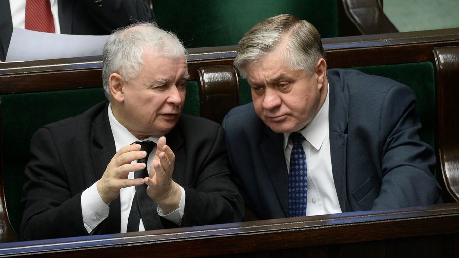Jaros�aw Kaczy�ski, Krzysztof Jurgiel
Warszawa, 18.03.2016. Prezes PiS Jaros�aw Kaczy�ski (L) i minister rolnictwa Krzysztof Jurgiel (P) w Sejmie, 18 bm. (mr) PAP/Bart�omiej Zborowski ***Zdj�cie do depeszy PAP pt. Sejm wznowi� obrady***
Bart�omiej Zborowski
jaros�aw kaczy�ski, Krzysztof Jurgiel, minister, pis, polityk polityka, pose�, prezes, rolnictwa, rozwoju wsi, sejm, sejmu, sala posiedzen obrad plenarna, VIII kadencji kadencja
