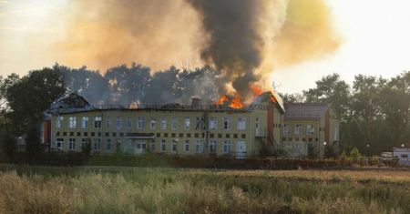 Rosjanie "niszczą swoich". Bombardują własne miasto