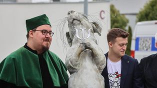 Wrocław: Na kampusie SWPS odsłonięto niecodzienny pomnik