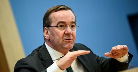 Krytykował sankcje. Chcą wyjaśnień prorosyjskich działań ministra
