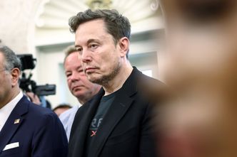 Elon Musk biegnie gasić pożary w swoich biznesach. Oznajmił, co z polityką