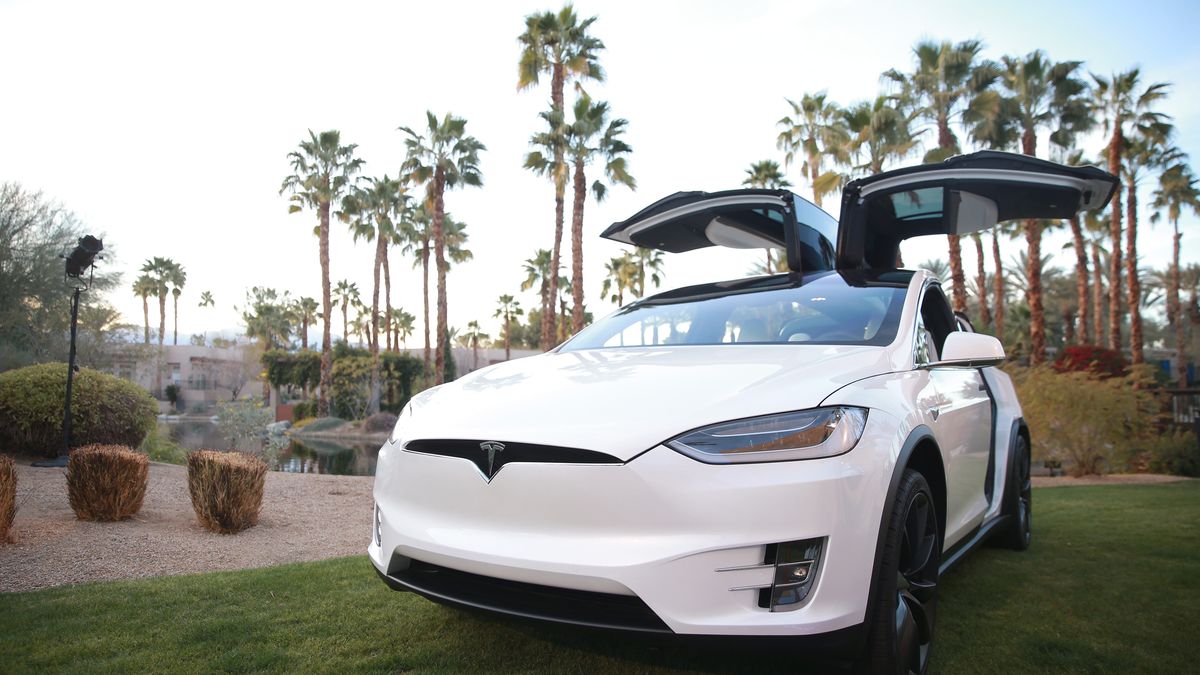 Tesla Model X była podatna na atak, fot. Getty Images