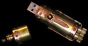 Bardzo drogi pendrive w stylu steampunk