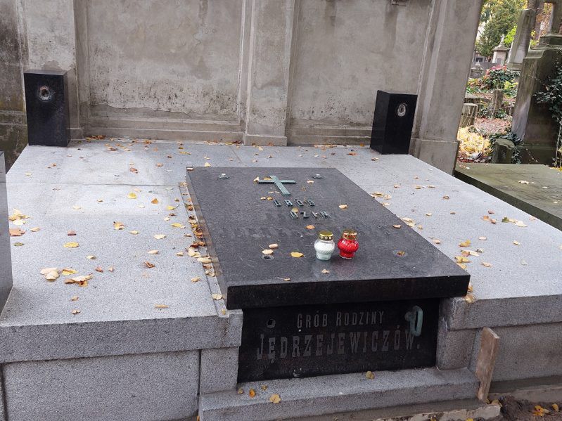 Grób sióstr Fryderyka Chopina