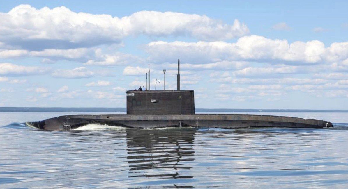 Russian submarines trapped in the Black Sea: Ukraine's strategic win