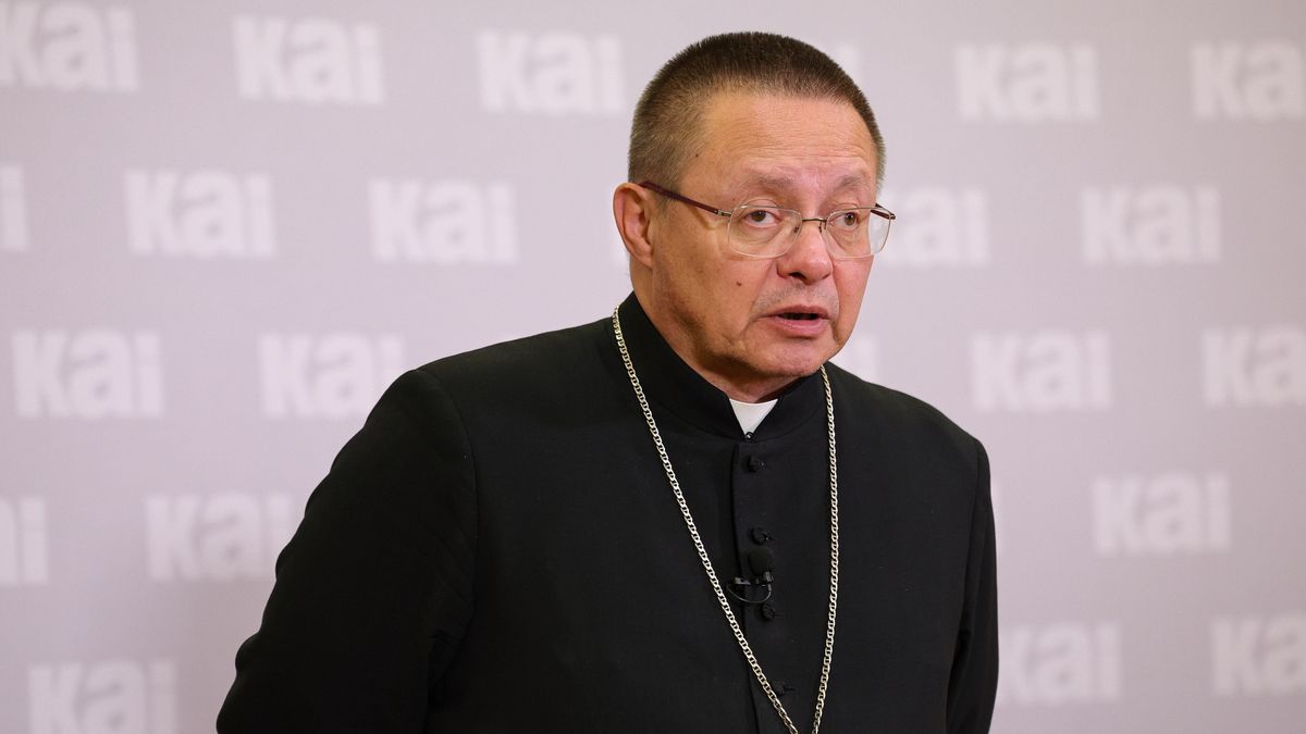 Szymon Pulcyn
kardyna�, KEP, konferencja, religia, briefing prasowy, konferencja prasowa, sekretariat, Sekretariat Konferencji Episkopatu Polski