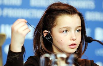Sophie Nyweide zmagała się z uzależnieniem. Policja była u niej kilka tygodni przed śmiercią