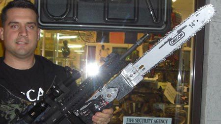 Karabin z piłą łańcuchową! - Gears of War na żywo 1