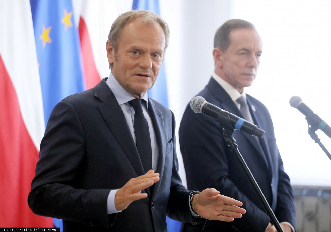 Tusk chce się pozbyć Grodzkiego? "Chce mieć swojego człowieka" 