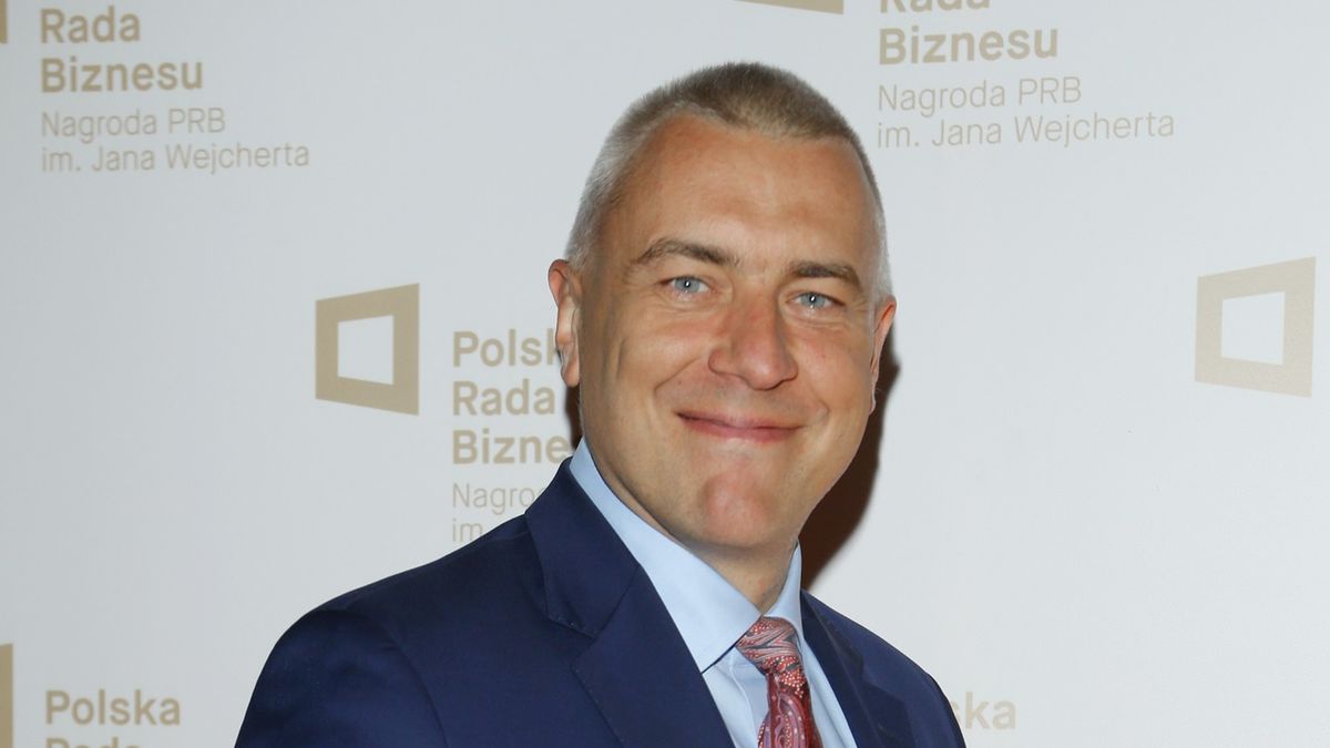 Roman Giertych chwali podróże Donalda Tuska