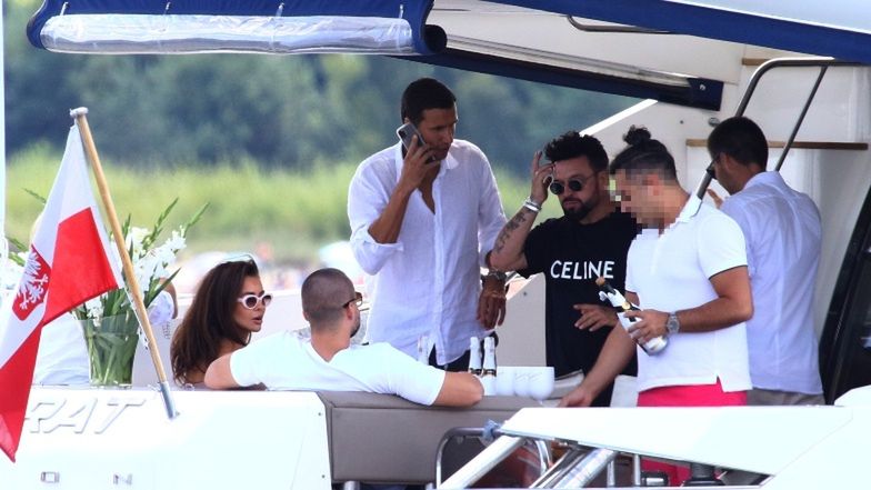 Sopockie aniołki: Blanka Lipińska, Jarosław Bieniuk i Natalia Siwiec BALUJĄ na jachcie