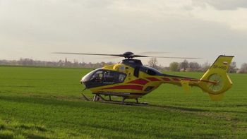 Łęg: Wypadek na hulajnodze w gminie Połaniec. Śmigłowiec przetransportował dziecko do szpitala w Kielcach