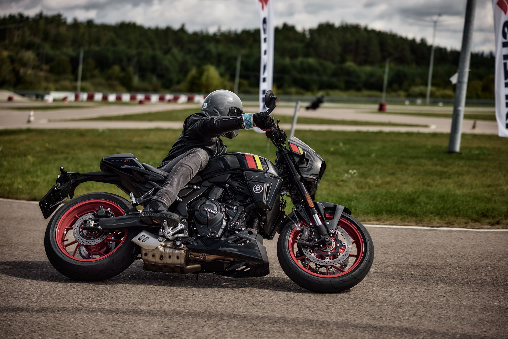 Suzuki GSX-8TT