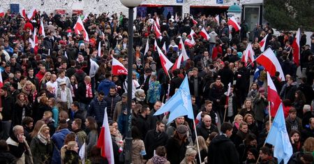 Marsz Niepodległości 2021. Wojewoda: "Postanowienie sądu nie jest prawomocne"