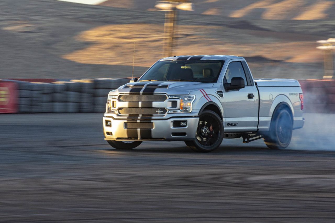 Shelby F-150 Super Snake Sport – uwaga, ten wąż jest jadowity