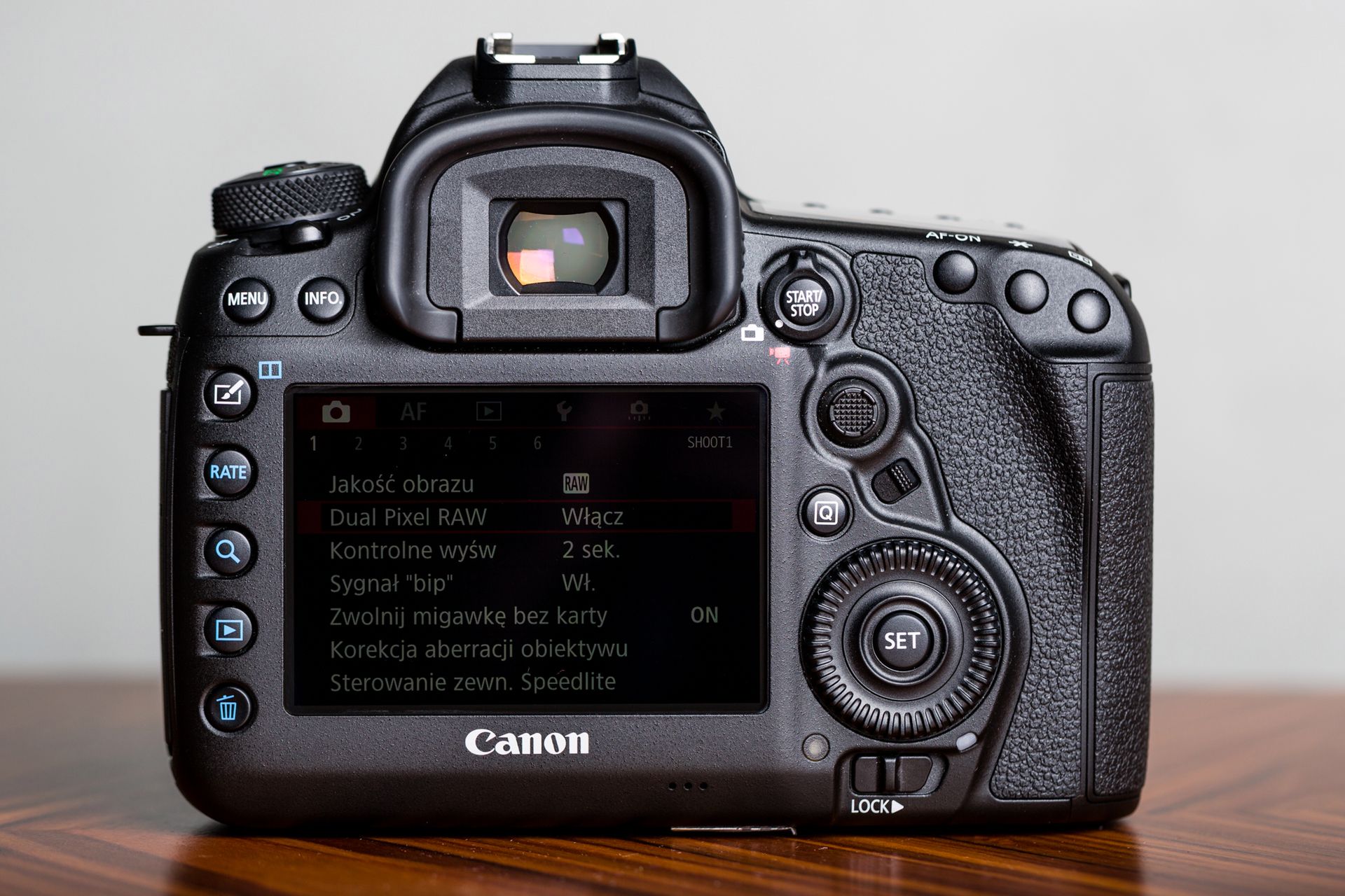 Canon EOS 5D Mark IV - test lustrzanki dla profesjonalistów 12