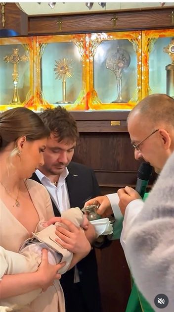 Faustyna i Daniel Martyniukowie ochrzcili syna