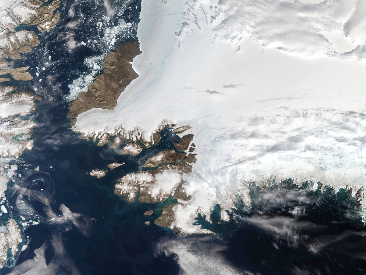 Zmiany klimatu. Poziom wód morskich i oceanicznych może wzrosnąć nawet o metr do końca stulecia