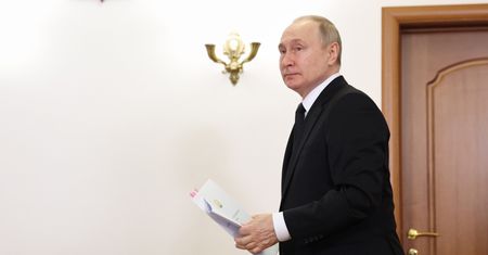 Rosyjska ambasada ostrzega Brytyjczyków. Chodzi o czołgi
