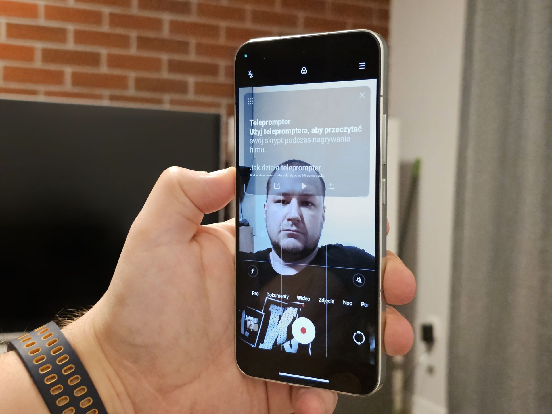 Xiaomi 13 ma wbudowany prompter
