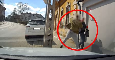 Bójka pod cmentarzem. Kierowca zaatakował pieszego