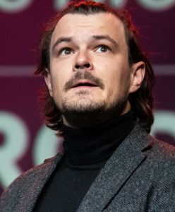 Pokazał, jakie dostaje wiadomości. Wulgarnie odpowiedział