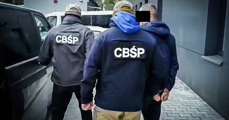 CBŚP uderzyło w laboratoria amfetaminy i BMK