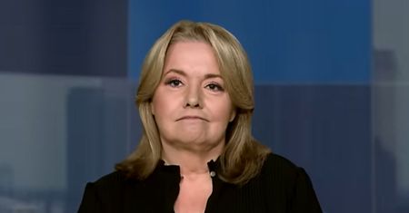 Danuta Holecka miała łzy w oczach. "Bez wahania oddam życie"