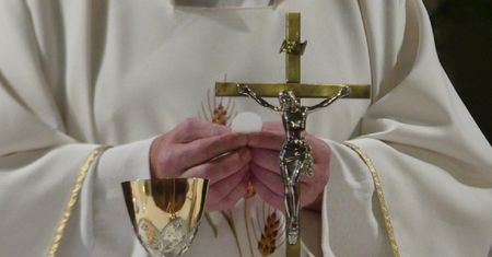Wikary nagrywał go w toalecie w galerii handlowej? Jest akt oskarżenia