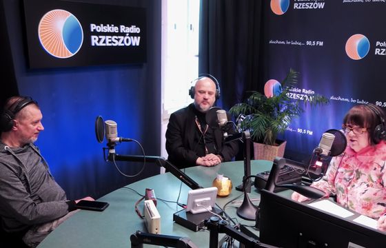 KRRiT przekaże dwóm nadawcom prawie 1,3 mln zł