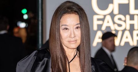 77-letnia Vera Wang pokazała się BEZ MAKIJAŻU. Dalej wygląda na młodszą o połowę? (FOTO)