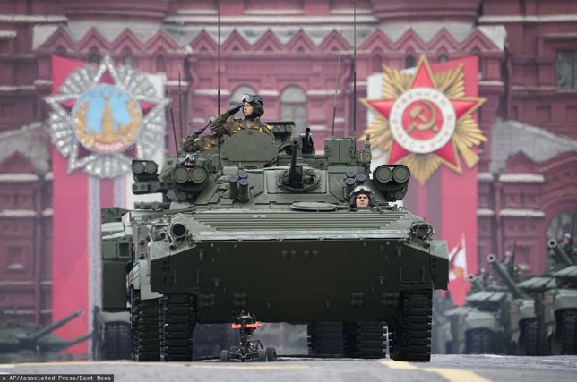 Dzie? Zwyci?stwa w MoskwieRussian military vehicles roll during the Victory Day military parade in Moscow, Russia, Monday, May 9, 2022, marking the 77th anniversary of the end of World War II. (AP Photo/Alexander Zemlianichenko)AP