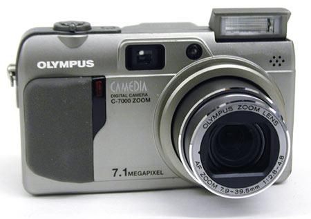 Olympus C-7000 Zoom