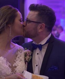 Agnieszka i Wojtek ze "Ślubu od pierwszego wejrzenia" całują się w windzie. Miłość aż bije po oczach