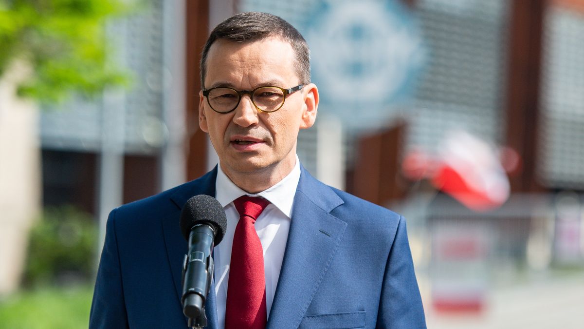 GDANSK, POLAND - 2020/06/21: Prime Minister of Poland, Mateusz Morawiecki speaks to the media in front of the historic Gate no. 2 of Gdansk Shipyard.Polish Prime Minister Mateusz Morawiecki visited Gdansk one week before the presidential elections in Poland. He supports candidate of Prawo i Sprawiedliwosc (Law and Justice) and current president of Poland, Andrzej Duda. (Photo by Mateusz Slodkowski/SOPA Images/LightRocket via Getty Images)