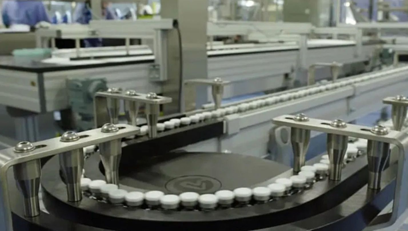 "Pfizer" wyprodukował już kilkaset tysięcy szczepionek na koronawirusa.