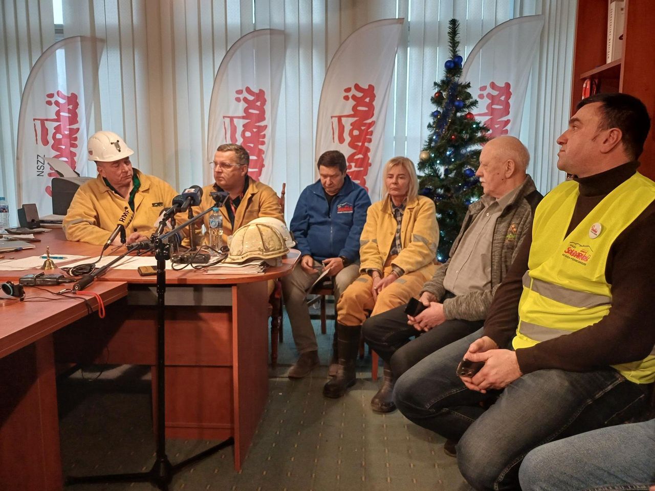 Czechowice-Dziedzice: Górnicy z kopalni Silesia protestują. "Czujemy się ludźmi drugiej kategorii"