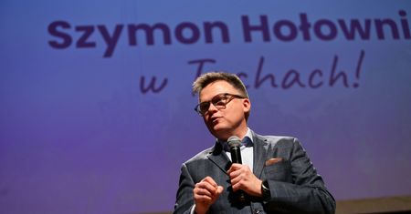 Hołownia wspomniał o żonie. "Zginie, jeżeli będzie konflikt zbrojny"