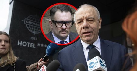 Poseł chce się bić w klatce. Sasin powiedział, o co go poprosi