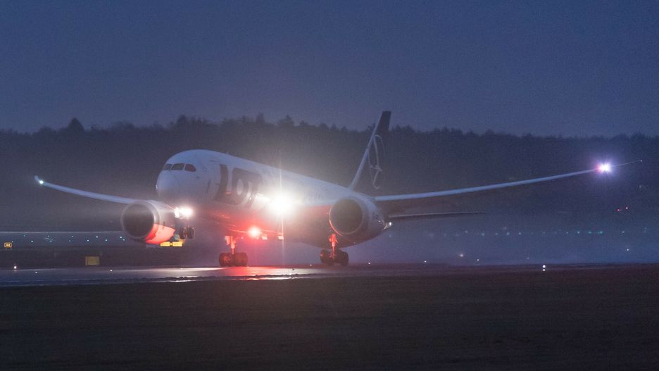 reporter_baza_2022-12
20.12.2022 Gdansk Port Lotniczy Samolot Boeing 787 Dreamliner Polskie Linie Lotnicze PLL LOT
Fot. Wojciech Strozyk/REPORTER *** Local Caption ***
Wojciech Strozyk/REPORTER