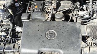 Śrem: Miał naprawić auto. Ukradł najcenniejsze części i odesłał wóz na lawecie