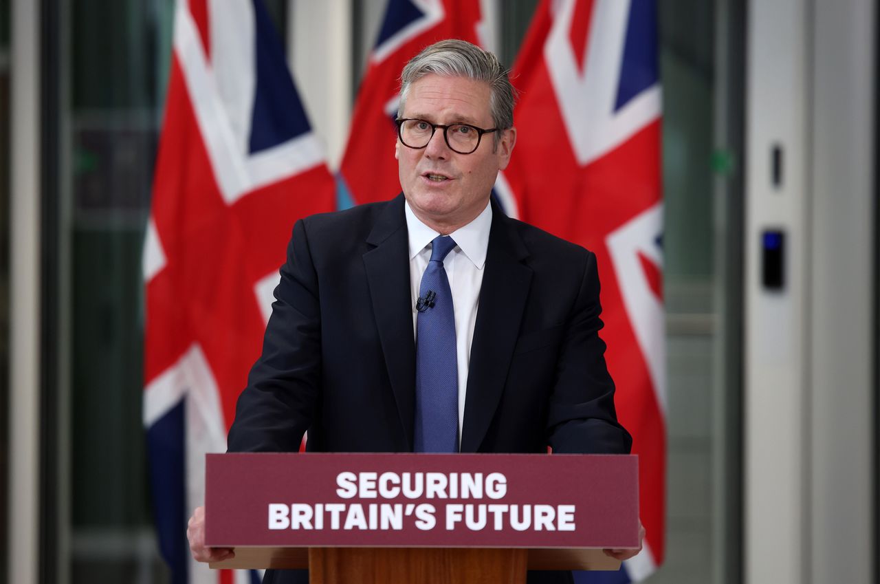 UK agrees to return Chagos Islands, keeps Diego Garcia base