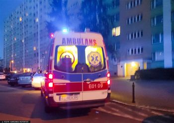 5-latka wypadła z balkonu. Ojciec usłyszał zarzuty