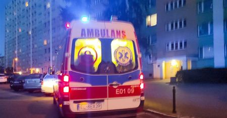 5-latka wypadła z balkonu. Ojciec usłyszał zarzuty
