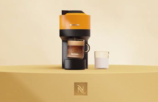„Niezapomniany smak świeżej kawy. To prostsze niż myślisz!" hasłem kampanii Nespresso