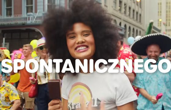 Big Milk reklamowany jako „najbardziej spontaniczny lód” (wideo)