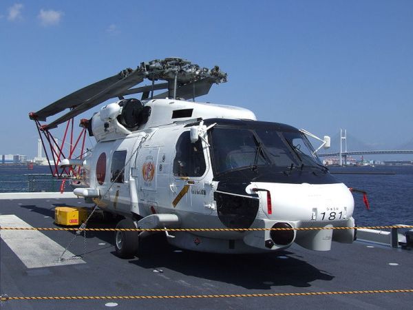 SH-60J/K do zwalczania okrętów podwodnych i nawodnych.