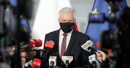 Komitet polityczny PiS dyskutował o wyrzuceniu Gowina z rządu. Jest decyzja